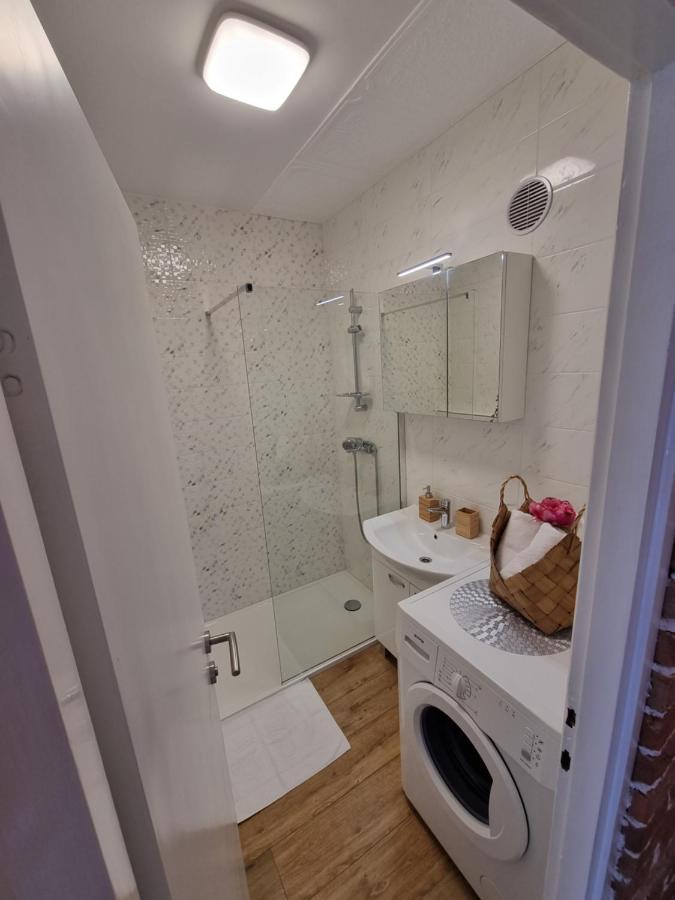 Babylu Apartman Zadar Exterior photo
